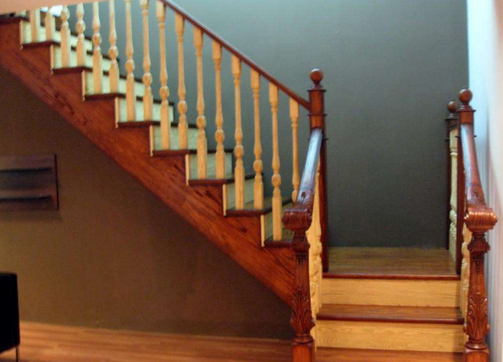 楼梯扶手厂家建议购买实木楼梯需注意的问题？